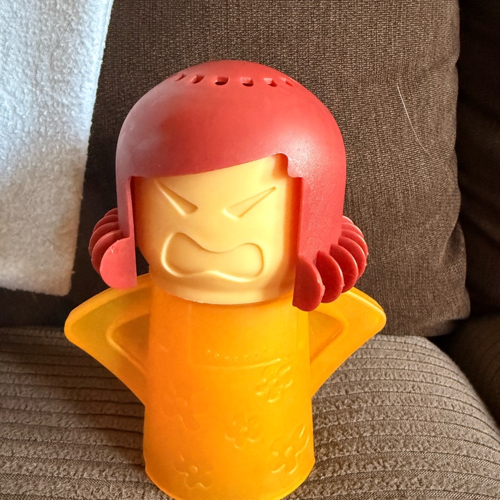 Angry Mama Microwave Cleaner - Red and Orange